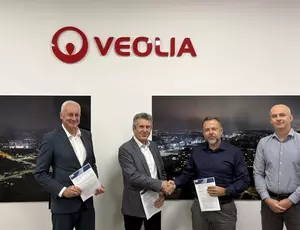 Zdjęcie przedstawiajace przedstawicieli Veolia i Temared 