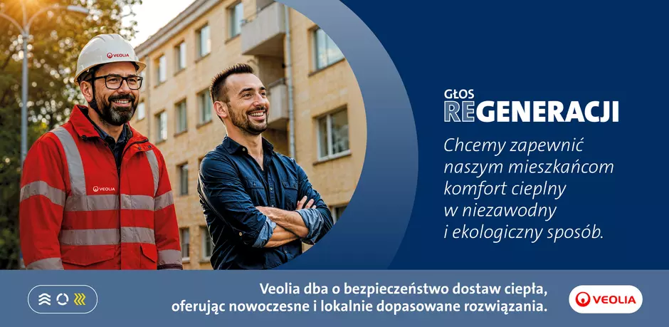Baner reklamowy Veolii z kampanii Głos Regeneracji – uśmiechnięty pracownik Veolii w czerwonym kombinezonie i kasku stoi obok zadowolonego klienta przed blokiem mieszkalnym. Hasło: Chcemy zapewnić naszym mieszkańcom komfort cieplny w niezawodny i ekologiczny sposób